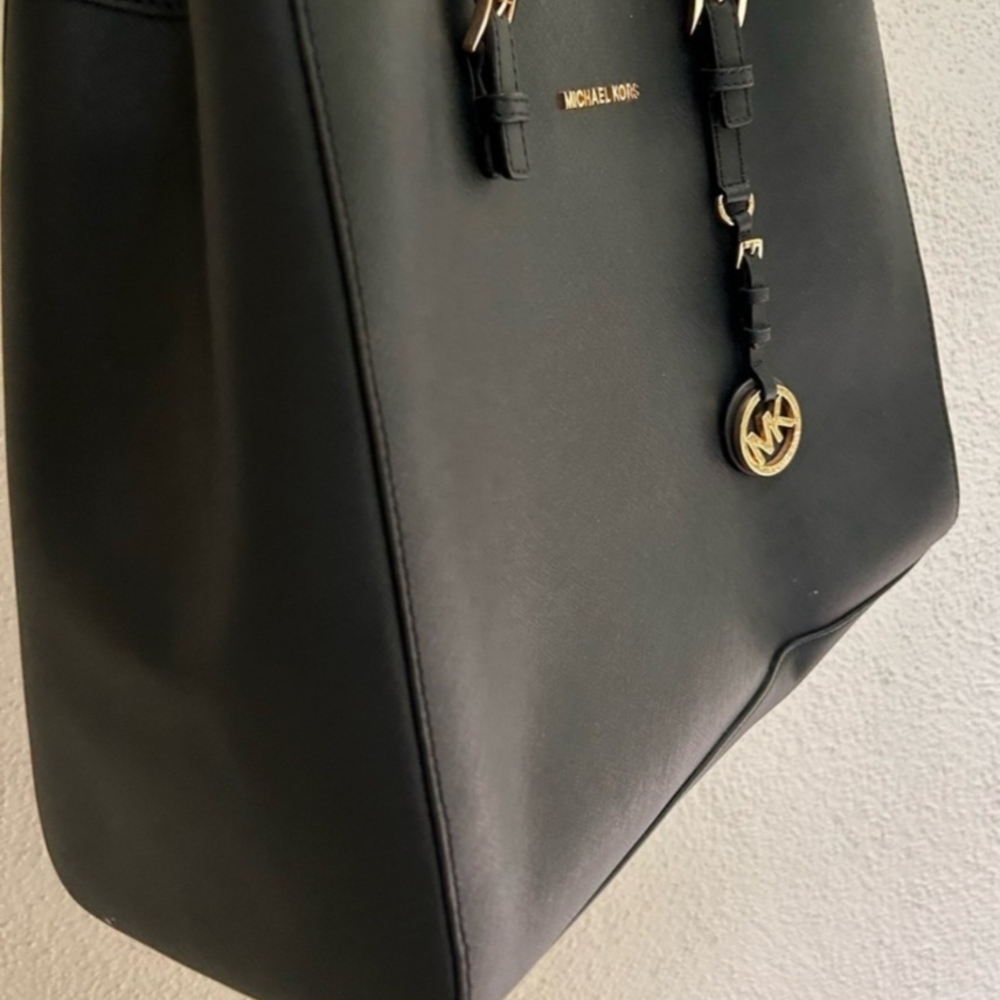 Michael Kors Black Jet set travel tote Bag - Picture 6 of 11